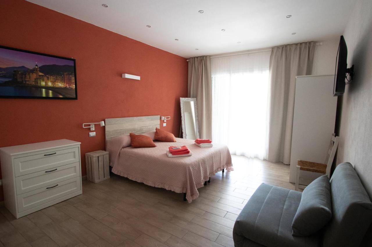 Un Posto Al Sole Bed and Breakfast Molino Nuovo  Eksteriør billede